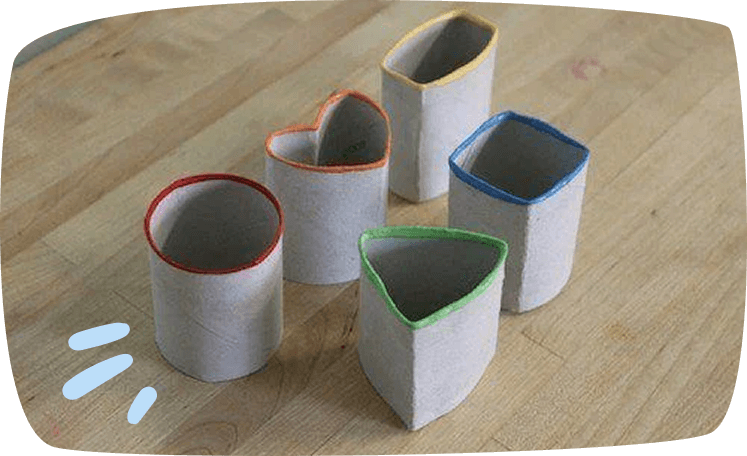 manualidades con tubo de carton sellos